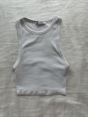 Zara White Ribbed Cropped Tank Top